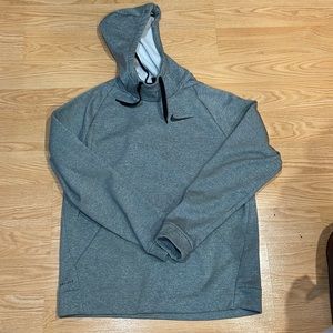 Nike Dri-Fit Therma Pullover Hoodie (Heather Grey)